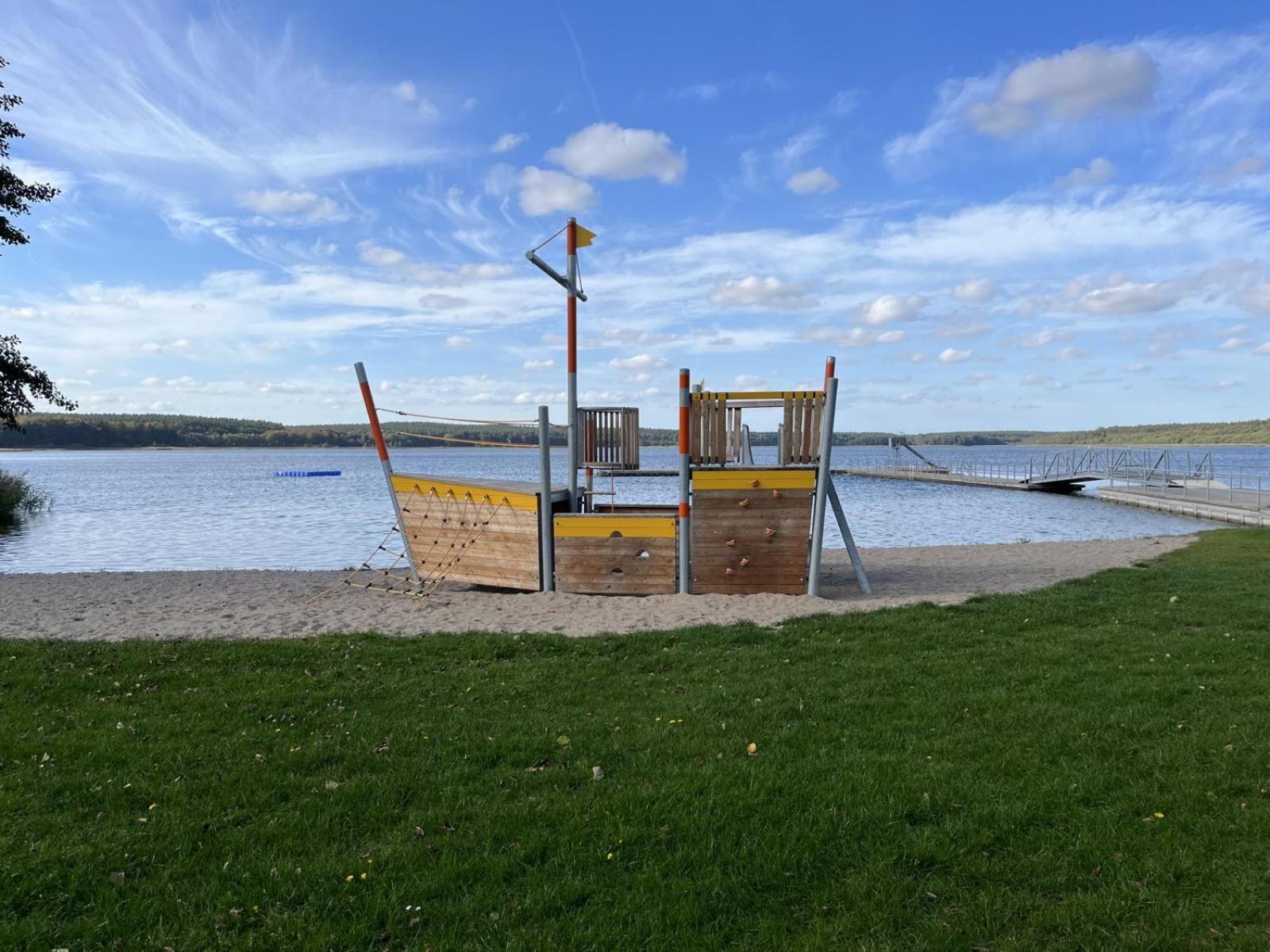 Alleenhuus Warin Exteriör bild