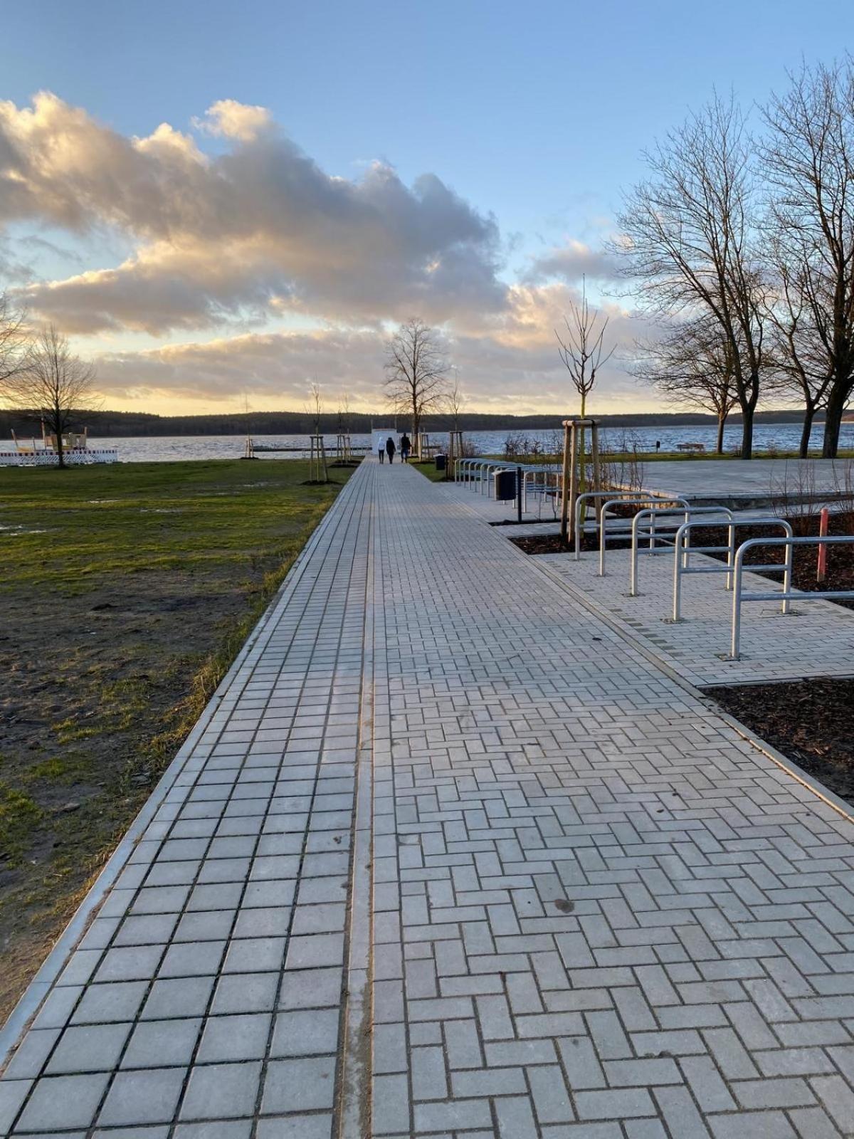 Alleenhuus Warin Exteriör bild